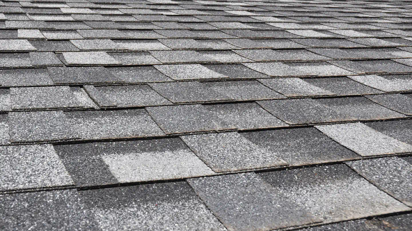 asphalt roofing shingles